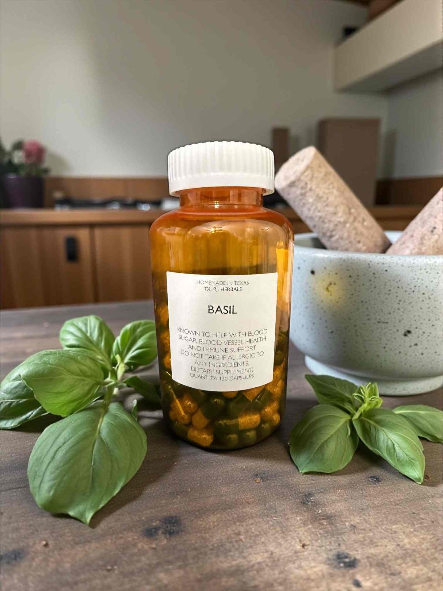 Basil capsules for natural blood pressure control and improved circulation